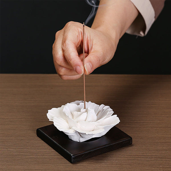 Lotus-shaped Incense Holder - SHOP